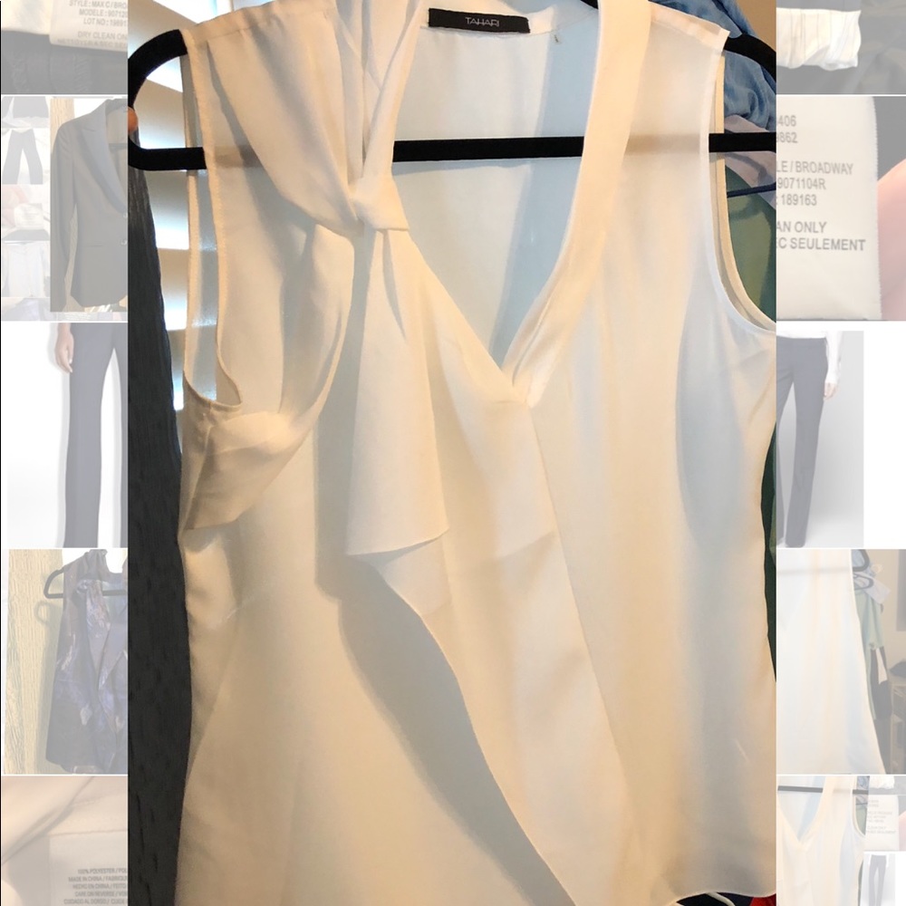 Tahari sleeveless ruffle blouse - Small